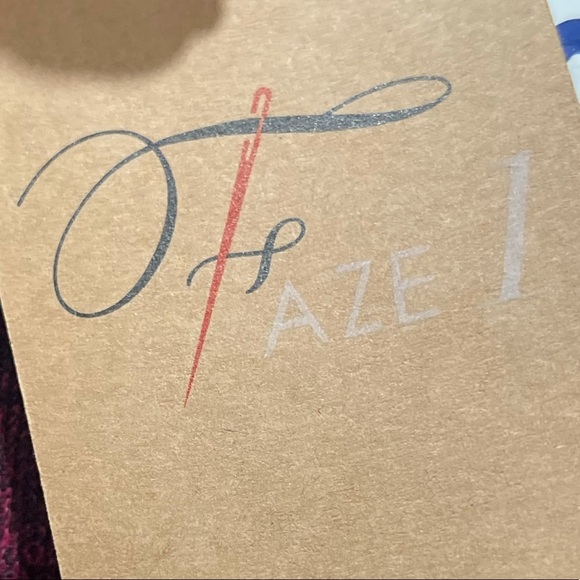 0380 NEW BOYS BURGUNDY CAMO LONG SLEEVE SWEATER - Picture 9 of 10